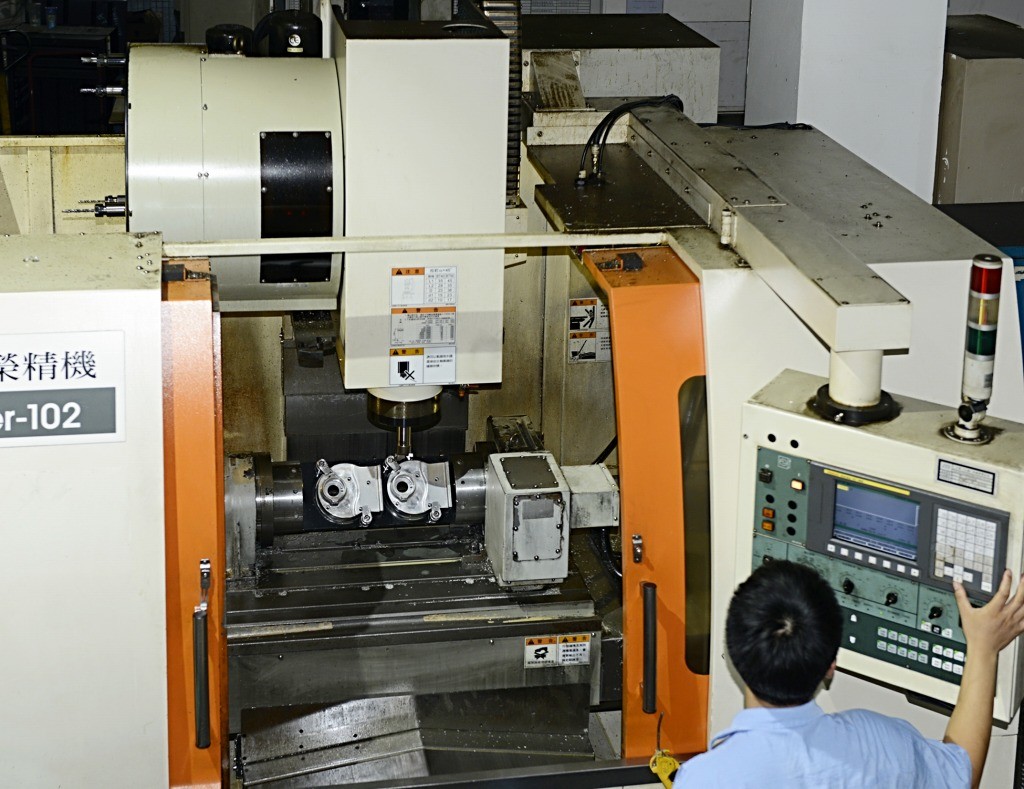 Intradin（Shanghai）Machinery Co Ltd производственная линия завода